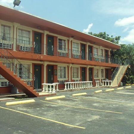 Hialeah Executive Motel Exterior photo